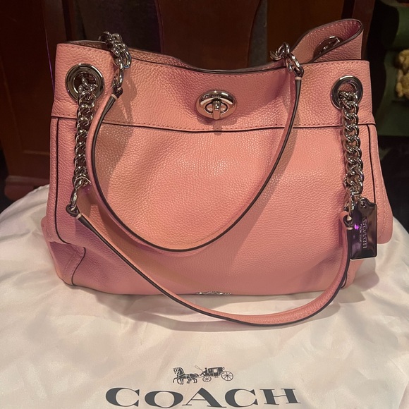 Coach Handbags - Coach Edie Turnlock. Pink Pebbled leather.